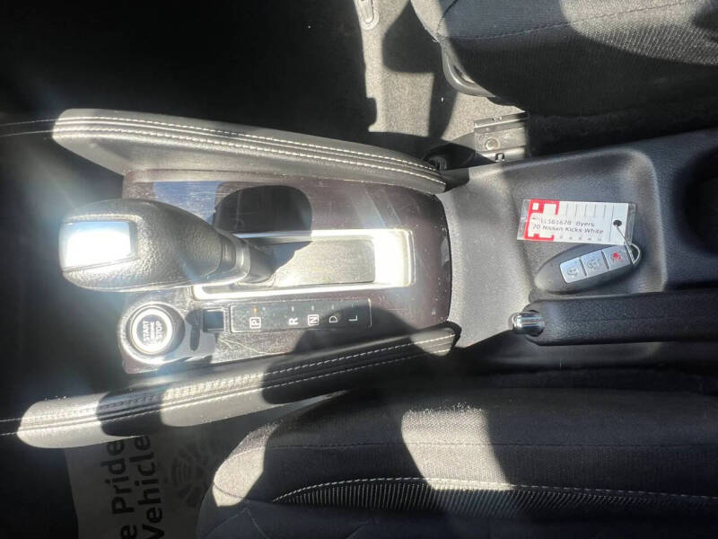 2020 Nissan Kicks SV