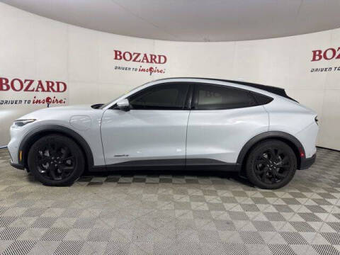 2022 Ford Mustang Mach-E Select