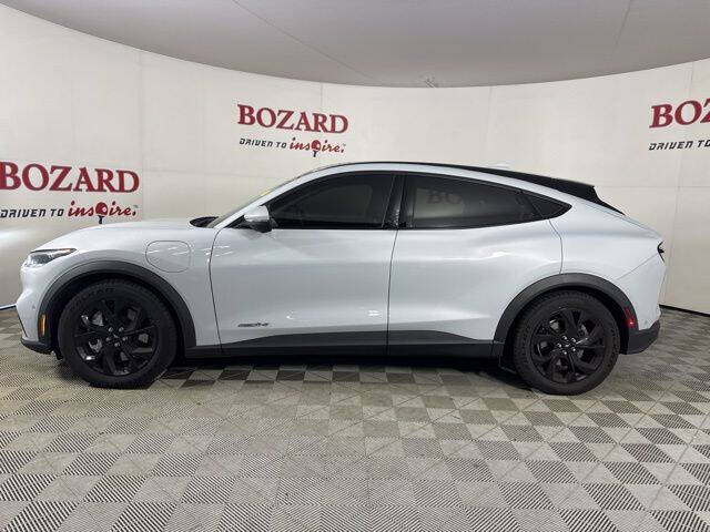 2022 Ford Mustang Mach-E Select