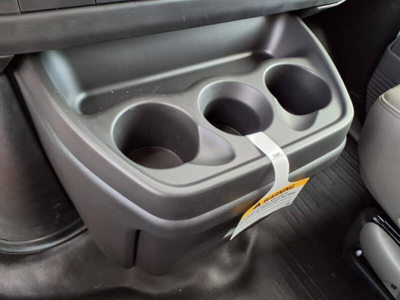 2024 Chevrolet Express 2500