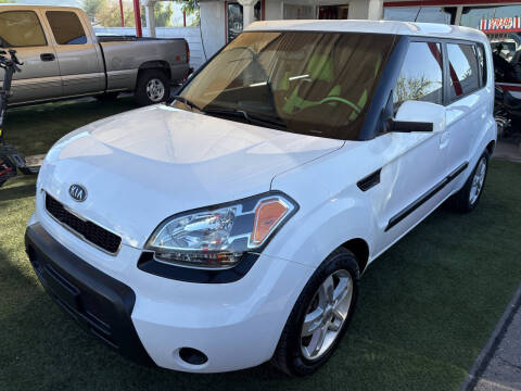 2010 Kia Soul +