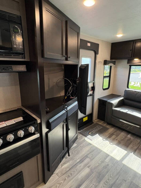 2022 Starcraft RV Super Lite
