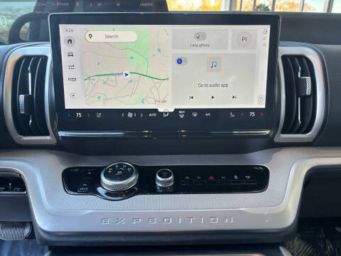 2025 Ford Expedition Active