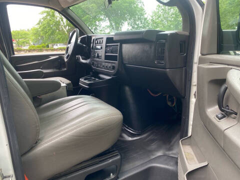 2015 Chevrolet Express 2500