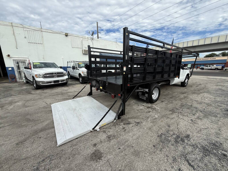 2015 Ford F-350 Super Duty XL