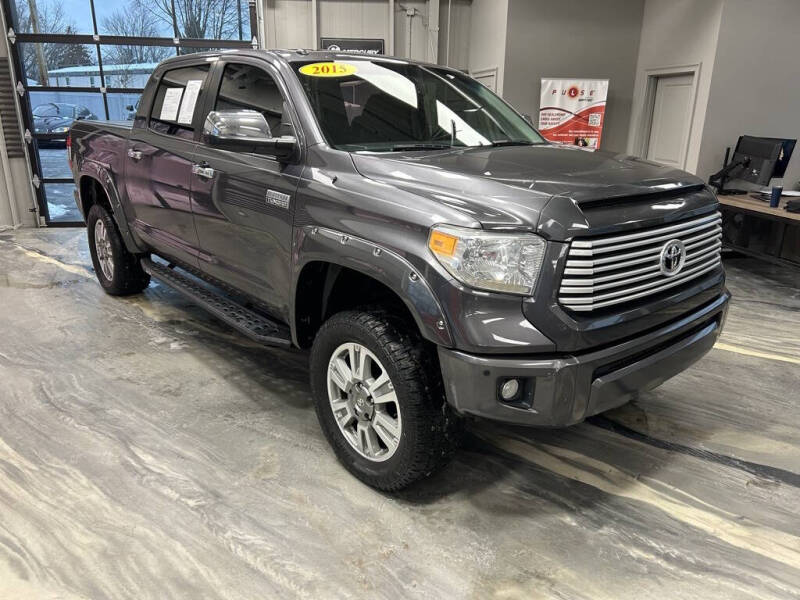2015 Toyota Tundra Platinum's photo