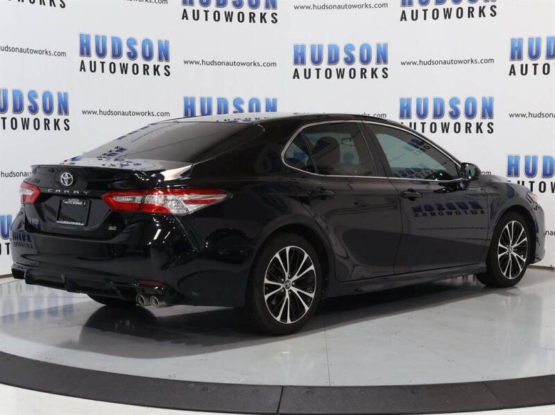 2018 Toyota Camry SE