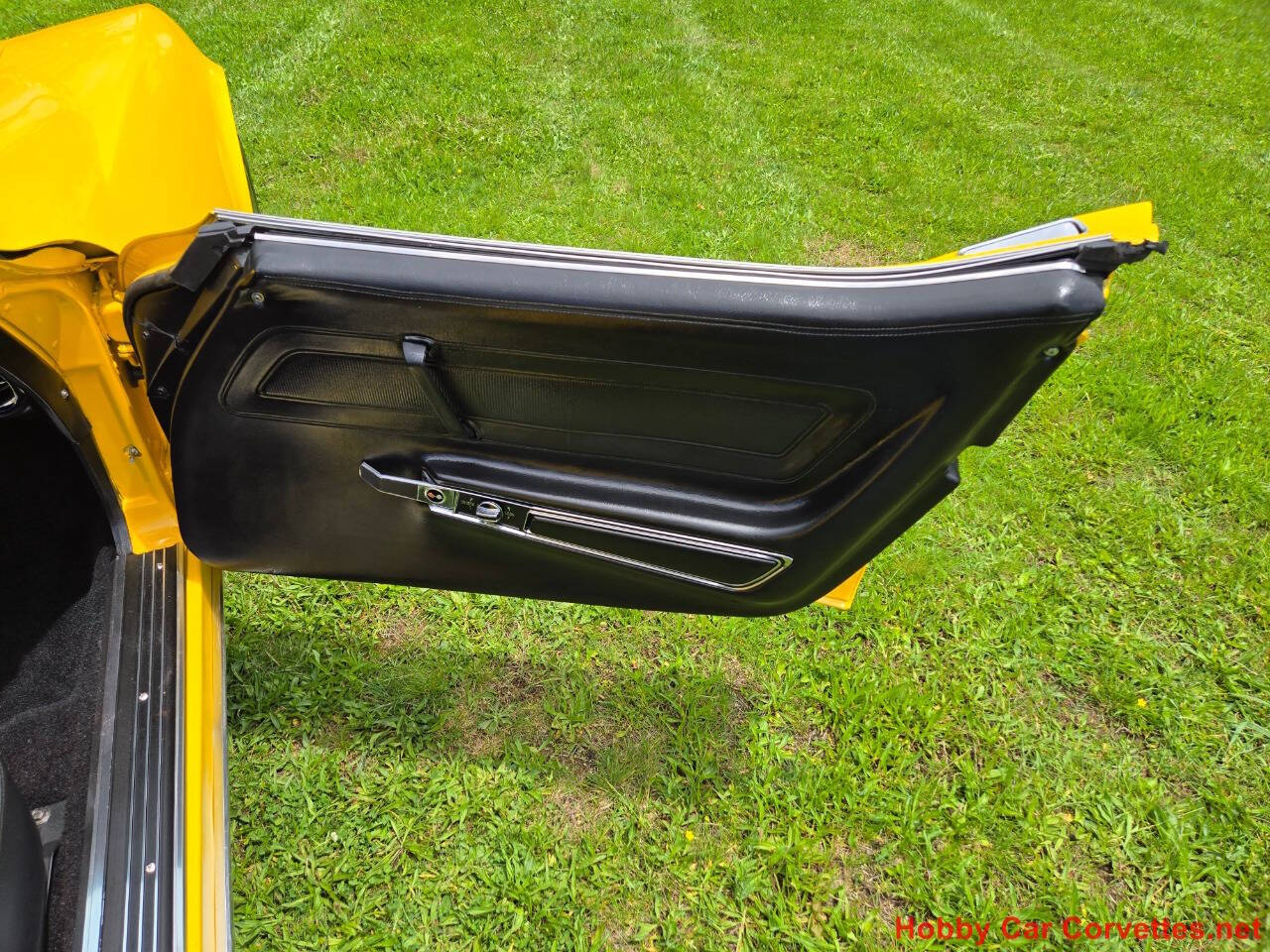 1975 Chevrolet Corvette 64