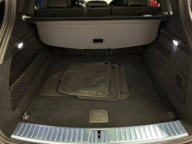 2023 Porsche Cayenne