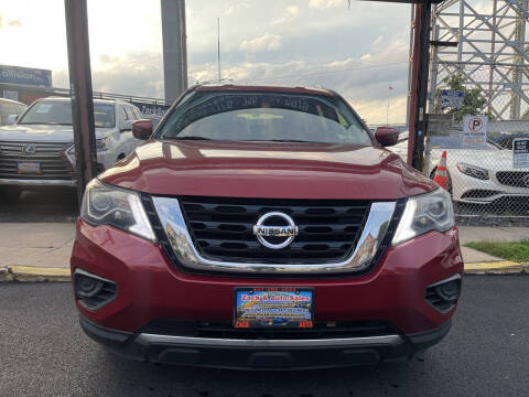 2017 Nissan Pathfinder S