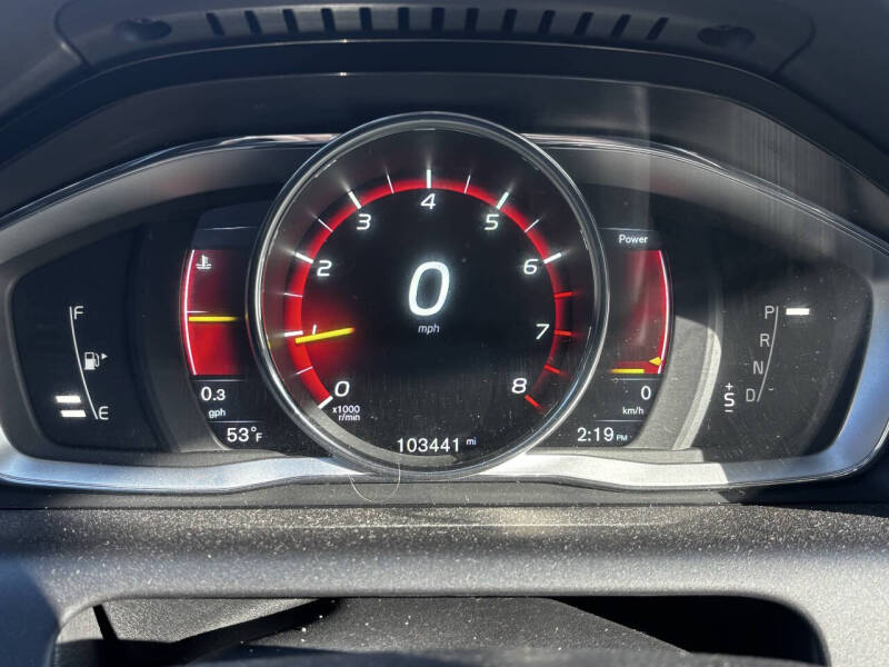 2015 Volvo XC60 T5 Drive-E Premier