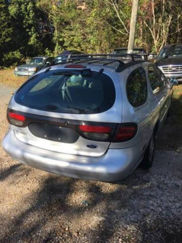 1999 Ford Taurus SE