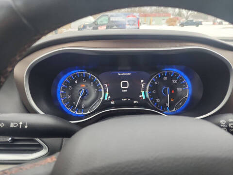 2017 Chrysler Pacifica Touring-L Plus