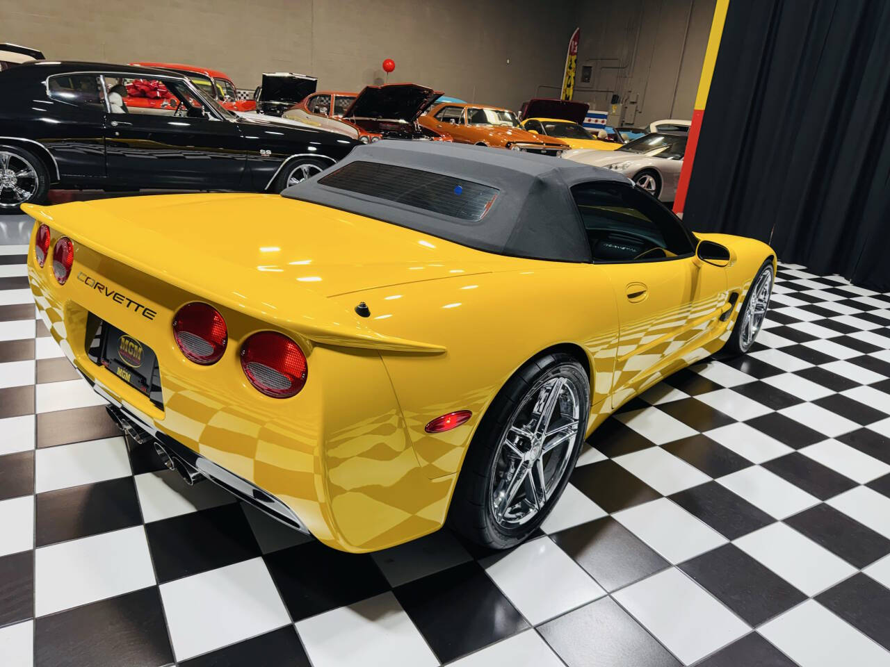 2001 Chevrolet Corvette 10