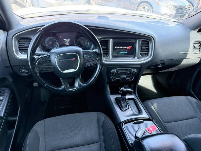 2020 Dodge Charger SXT