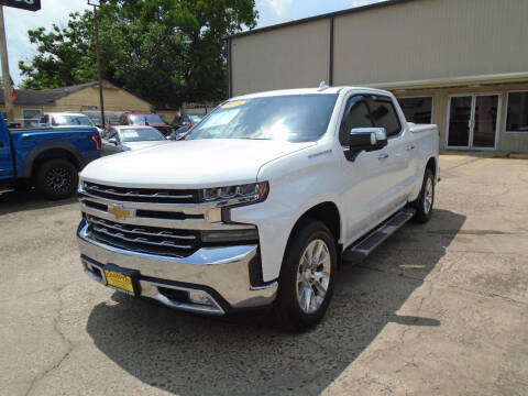 2019 Chevrolet Silverado 1500 for sale at Campos Trucks & SUVs, Inc. in Houston TX