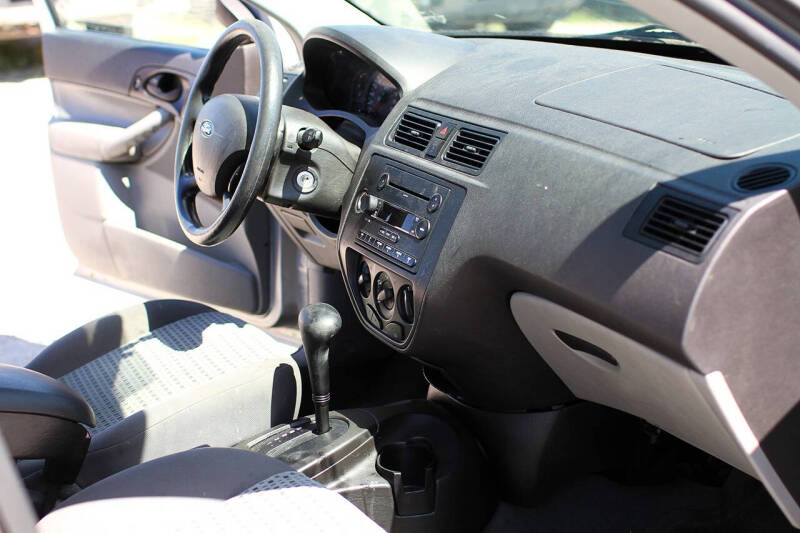 2007 Ford Focus ZX4 SE