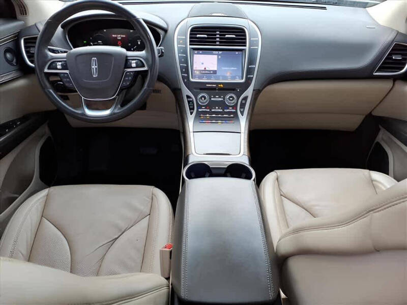 2020 Lincoln Nautilus Reserve