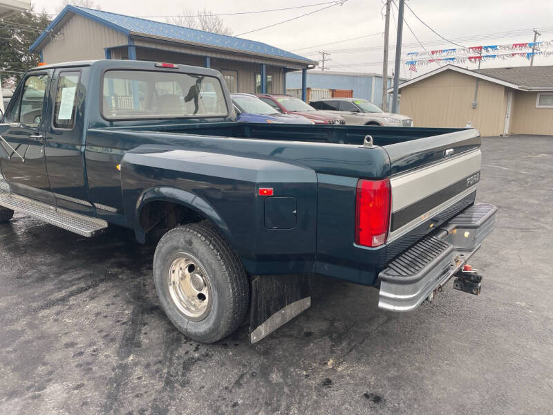 1996 Ford F-350's photo