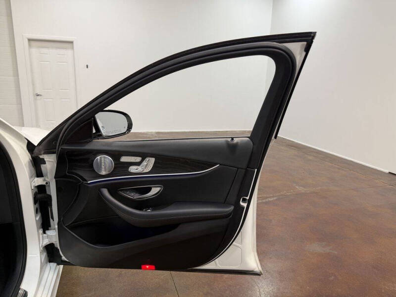 2017 Mercedes-Benz E-Class E 300 4MATIC