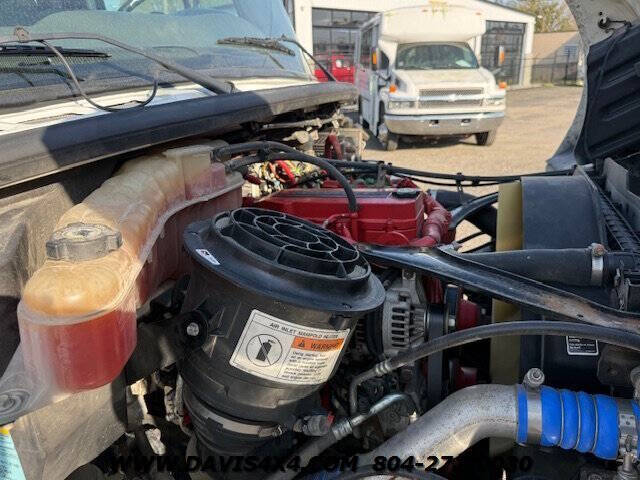 2017 Freightliner M2 106