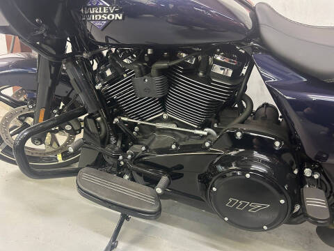 2025 Harley-Davidson Super Glide Custom
