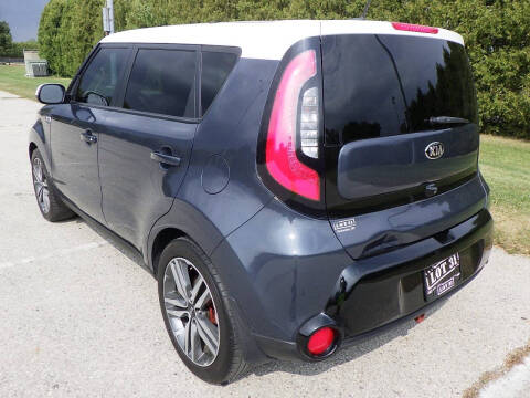 2016 Kia Soul +