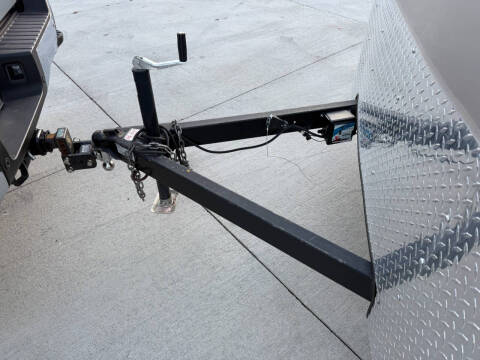 2024 Interstate Enclosed