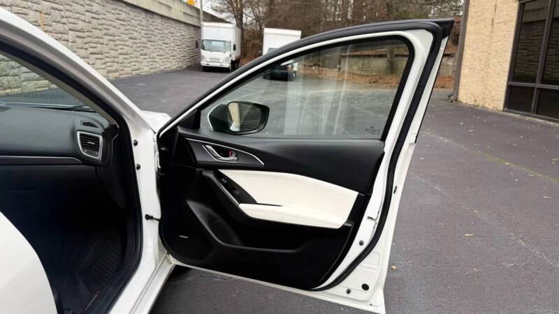 2017 Mazda MAZDA3 Grand Touring