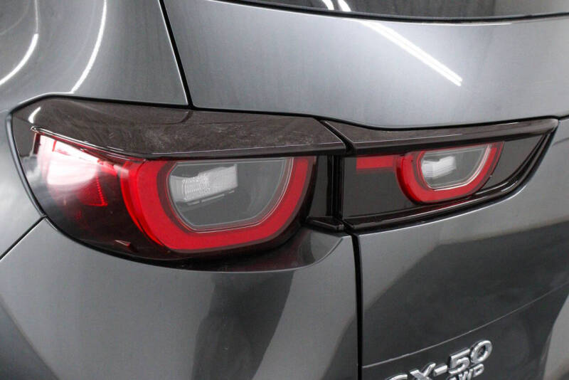 2025 Mazda CX-50 Hybrid Premium Plus
