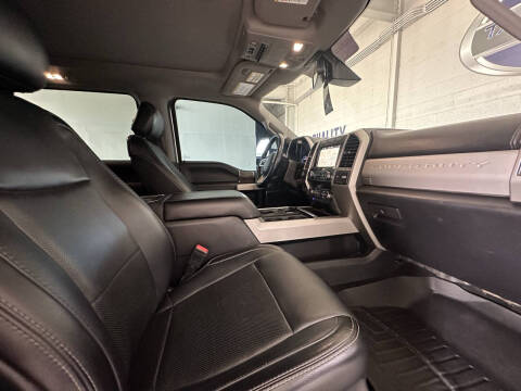 2019 Ford F-350 Super Duty Lariat