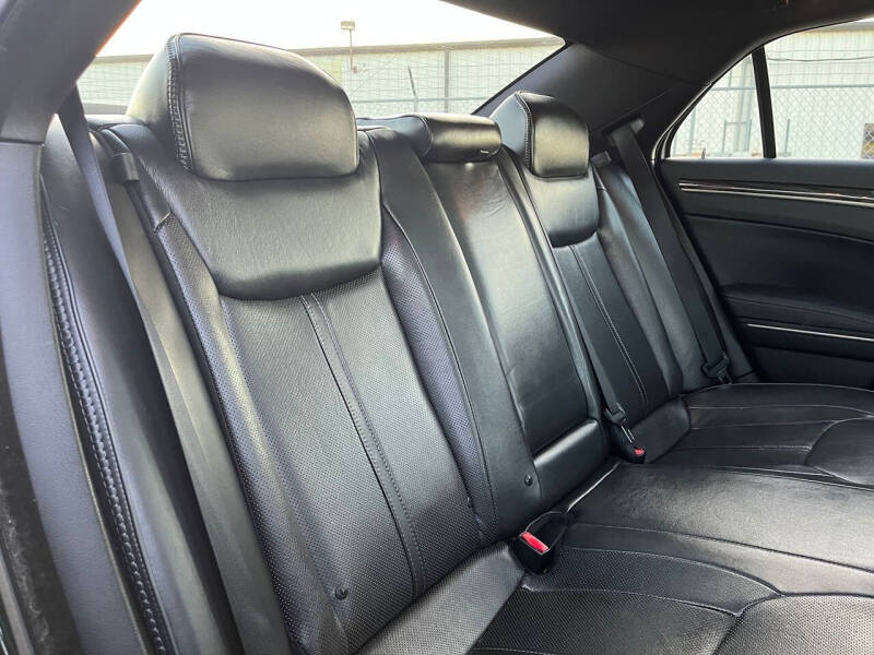 2014 Chrysler 300 C John Varvatos Limited Edition