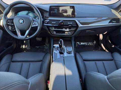 2020 BMW 5 Series 530e iPerformance