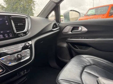 2018 Chrysler Pacifica Touring L