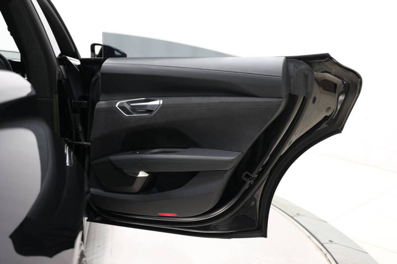 2022 Audi RS e-tron GT quattro