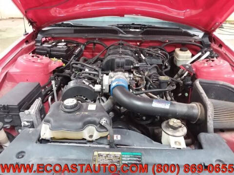 2005 Ford Mustang V6 Deluxe