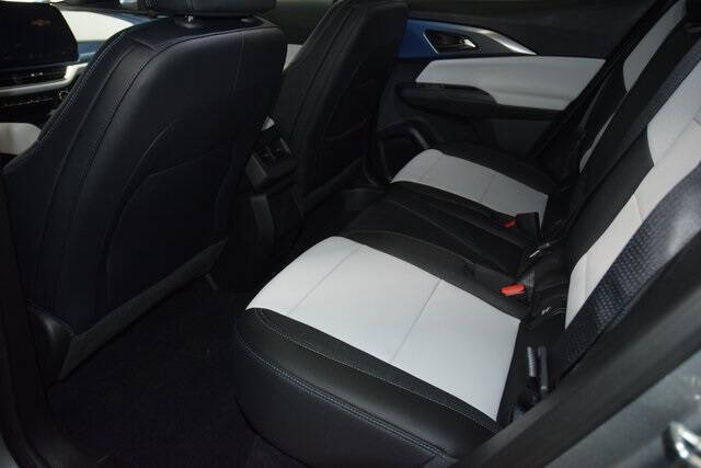 2026 Chevrolet Equinox EV LT 2