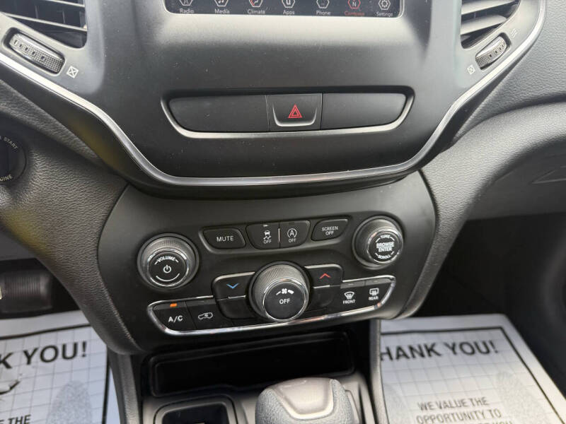 2019 Jeep Cherokee Latitude