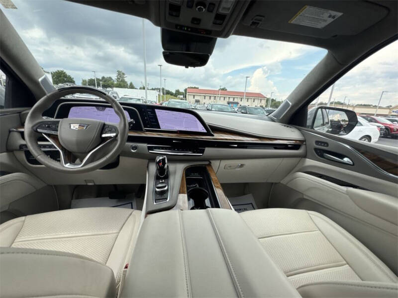 2024 Cadillac Escalade Premium Luxury Platinum