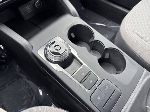 2021 Ford Escape SE