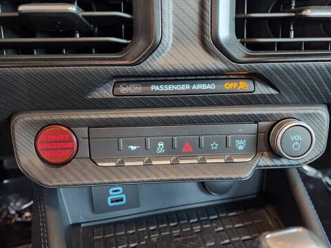 2024 Ford Mustang Dark Horse