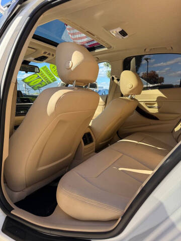 2014 BMW 3 Series 320i