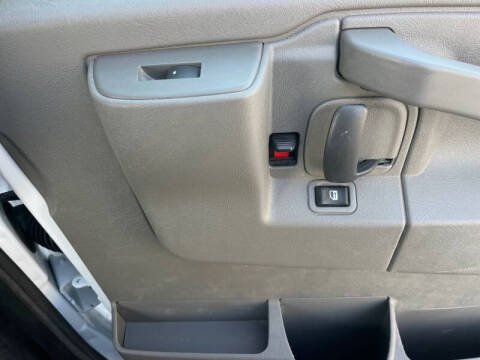 2023 Chevrolet Express 2500