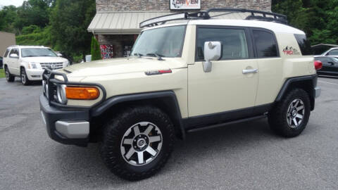 2008 Toyota FJ Cruiser for sale at Driven Pre-Owned in Lenoir NC