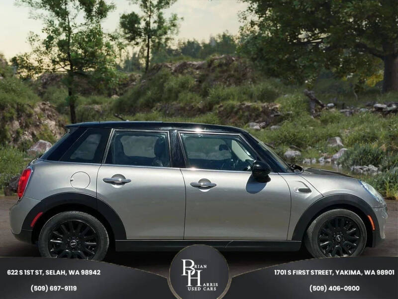 2017 MINI Hardtop 4 Door Cooper
