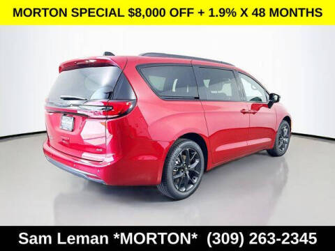 2026 Chrysler Pacifica Select