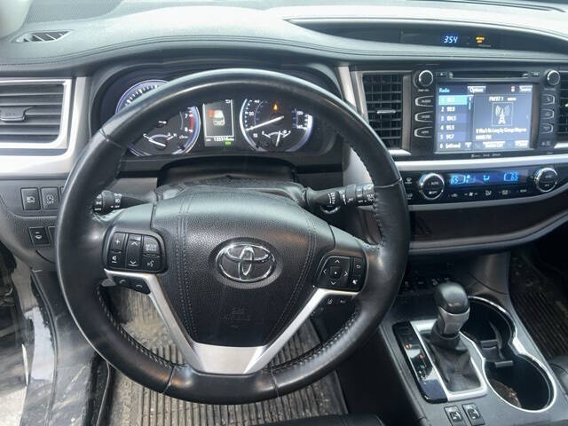 2017 Toyota Highlander XLE