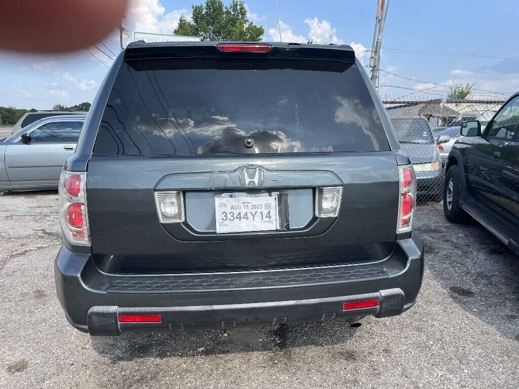 Dk. Gray 2007 Honda Pilot EX EX 4dr SUV 5
