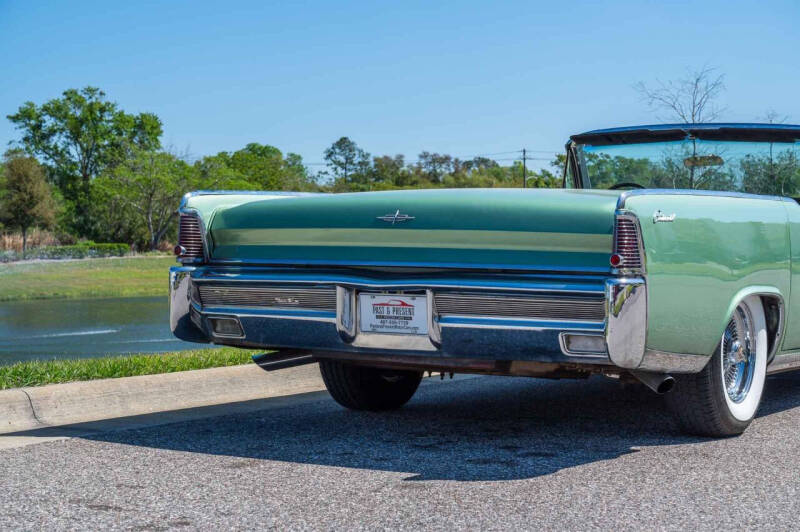 1965 Lincoln Continental