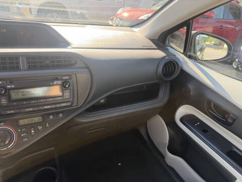 2014 Toyota Prius c One